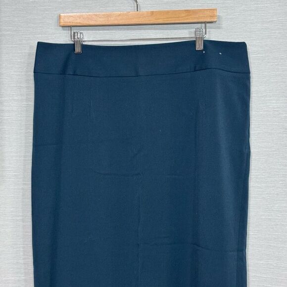 Lane Bryant Women's Size 16 Zipper Fitted Pencil Skirt green - Picture 3 of 6